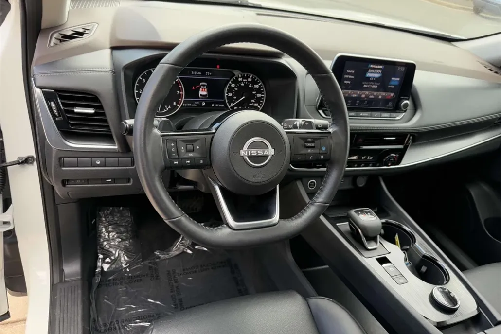 2023 Nissan Rogue SV photo 1
