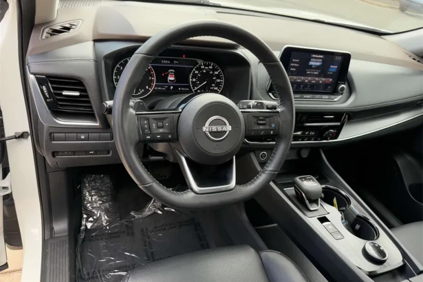 2023 Nissan Rogue SV photo 1