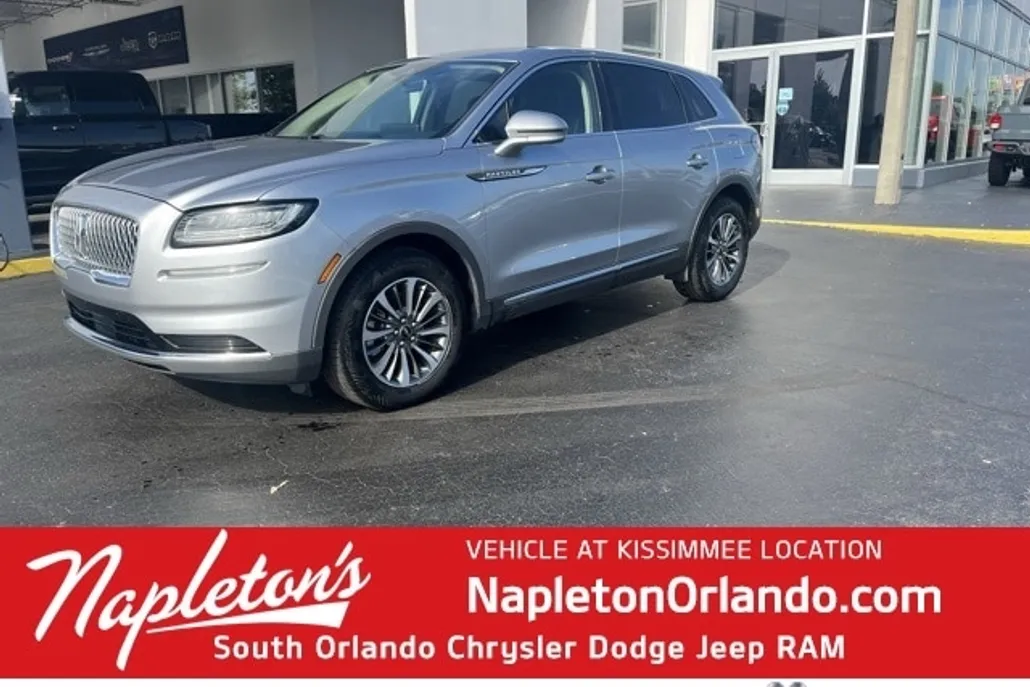 2022 Lincoln Nautilus Standard photo 1