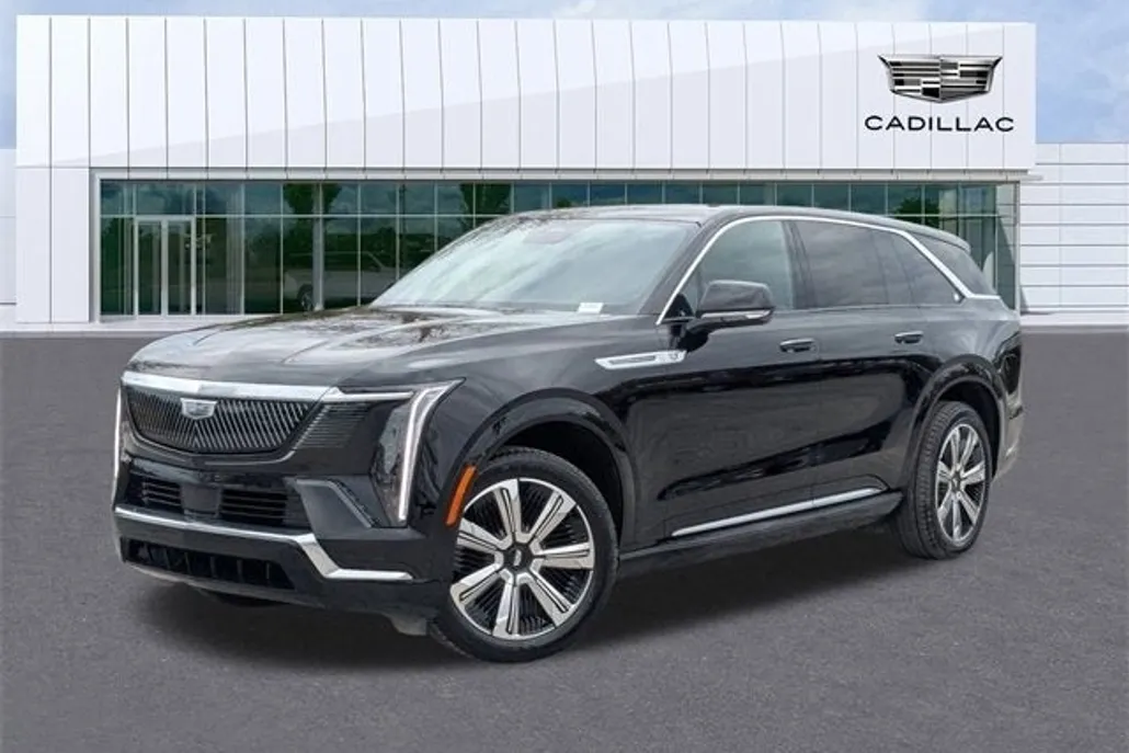 2025 Cadillac Escalade IQ Luxury photo 1