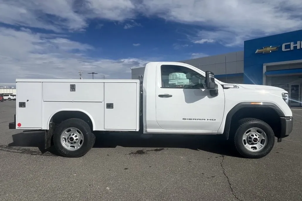 2025 Gmc Sierra 2500 HD Pro photo 1