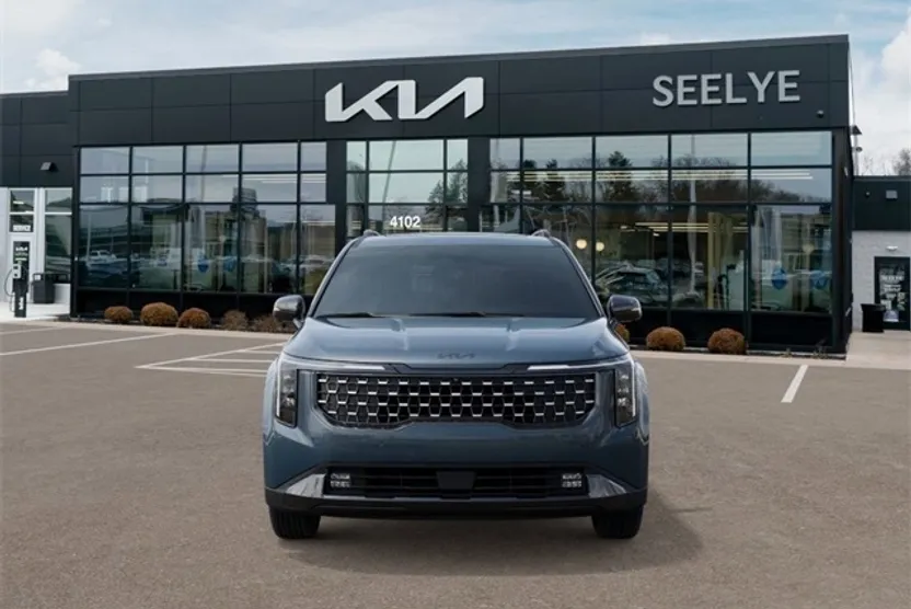 2026 Kia Carnival SX photo 1