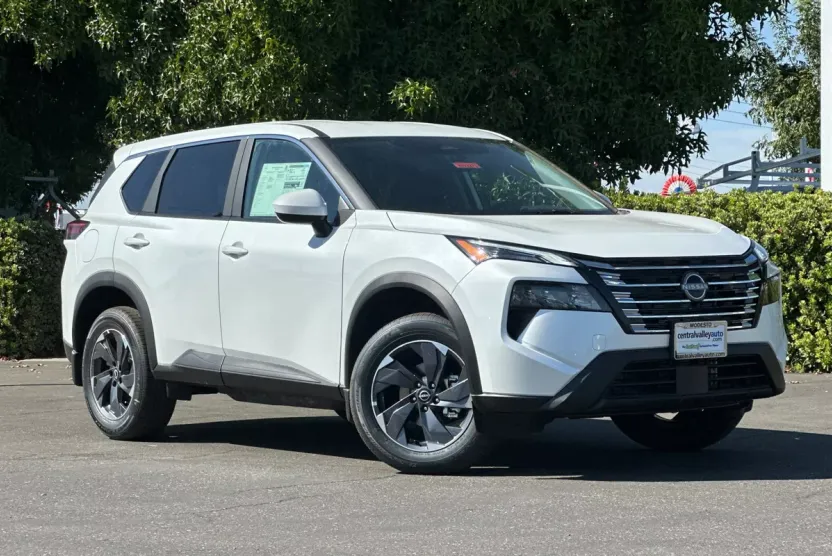 2026 Nissan Rogue SV photo 1