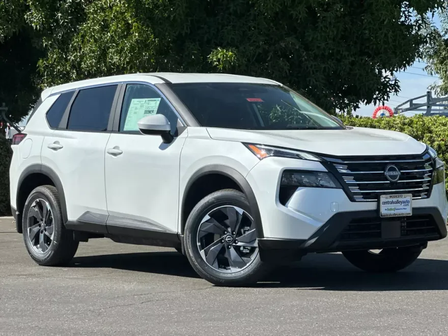 2026 Nissan Rogue SV photo 1