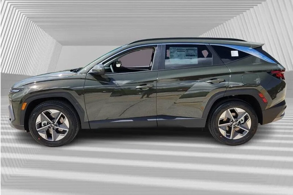 2026 Hyundai Tucson SEL photo 1