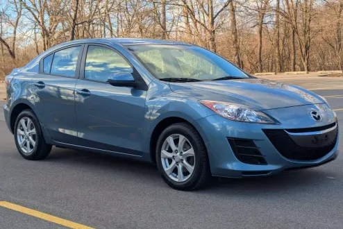 2010 Mazda Mazda3 i Sport photo 3