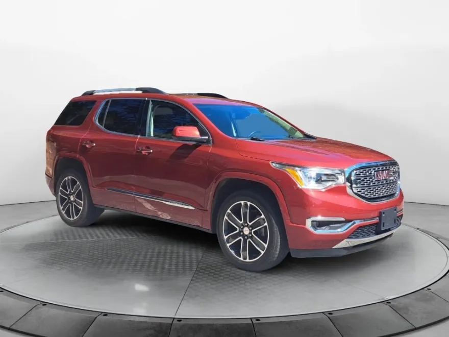 2019 Gmc Acadia Denali photo 1
