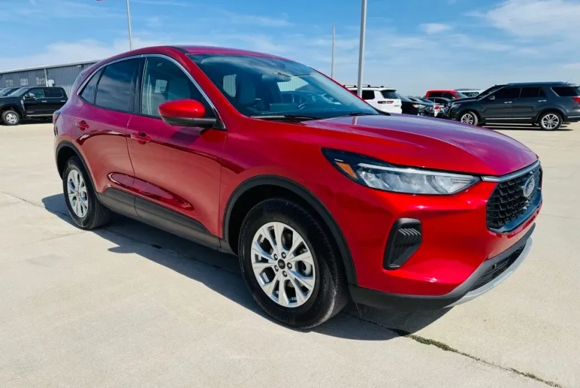 2023 Ford Escape Active photo 1