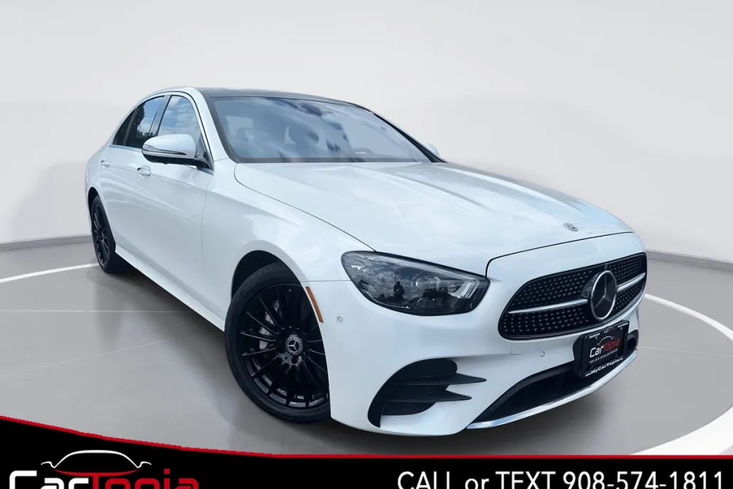 2022 Mercedes Benz E 450 4MATIC photo 1