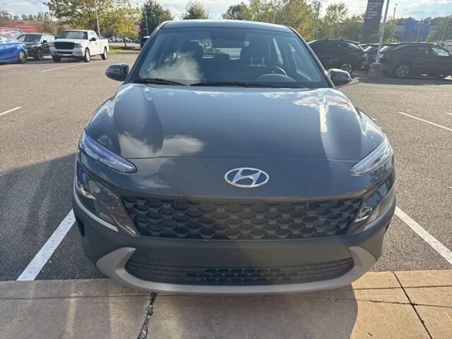 2023 Hyundai Kona SE photo 1