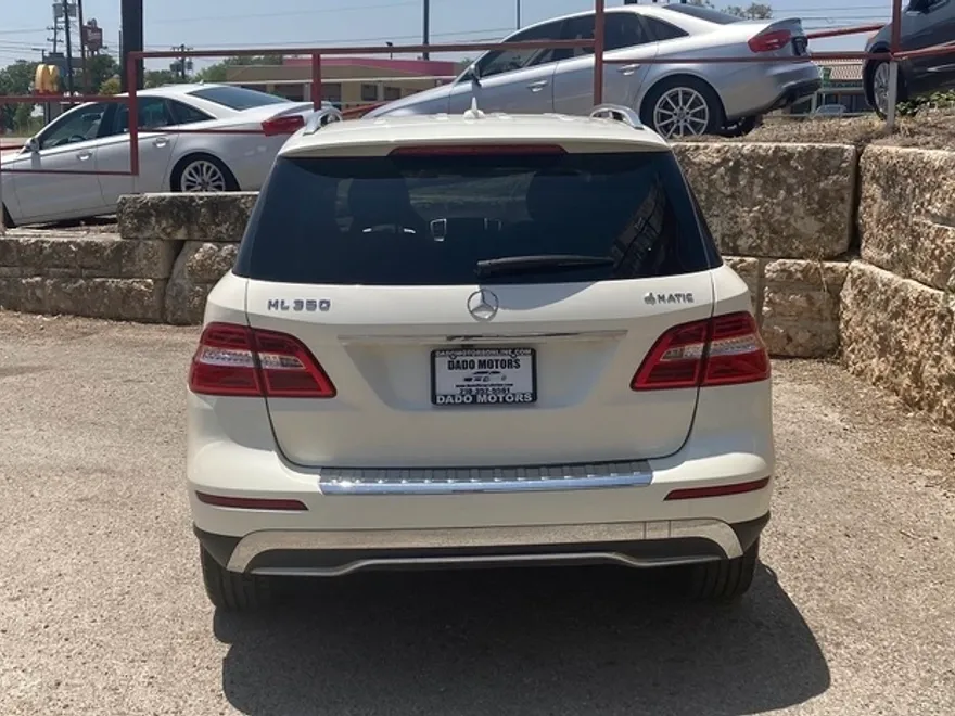 2012 Mercedes Benz ML 350 4MATIC photo 1