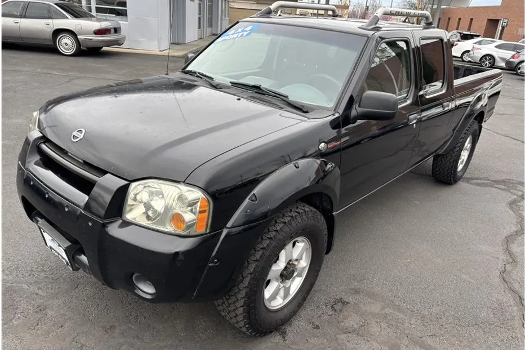 2003 Nissan Frontier Crew Cab photo 1
