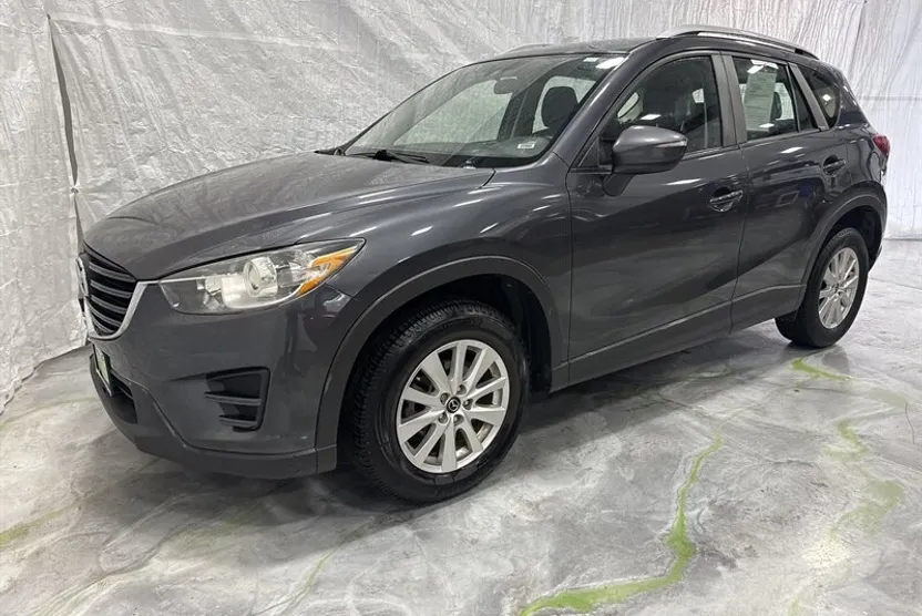 2016 Mazda CX-5 Sport photo 1