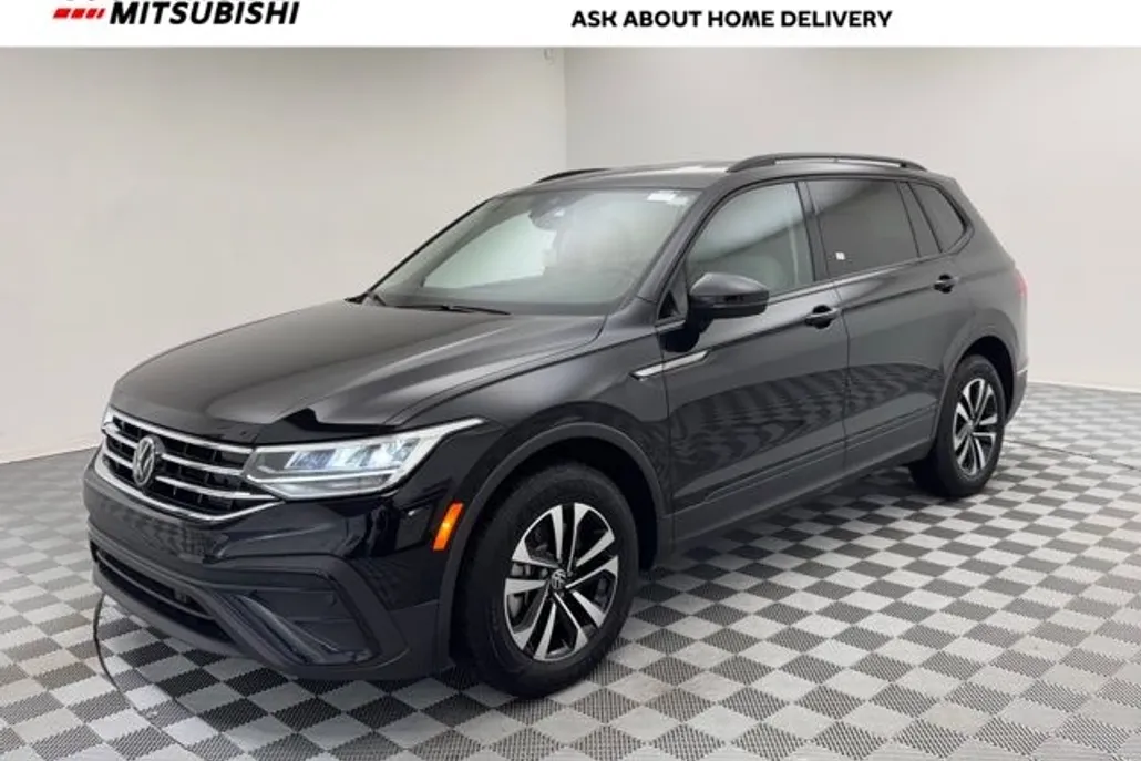 2024 Volkswagen Tiguan S photo 1