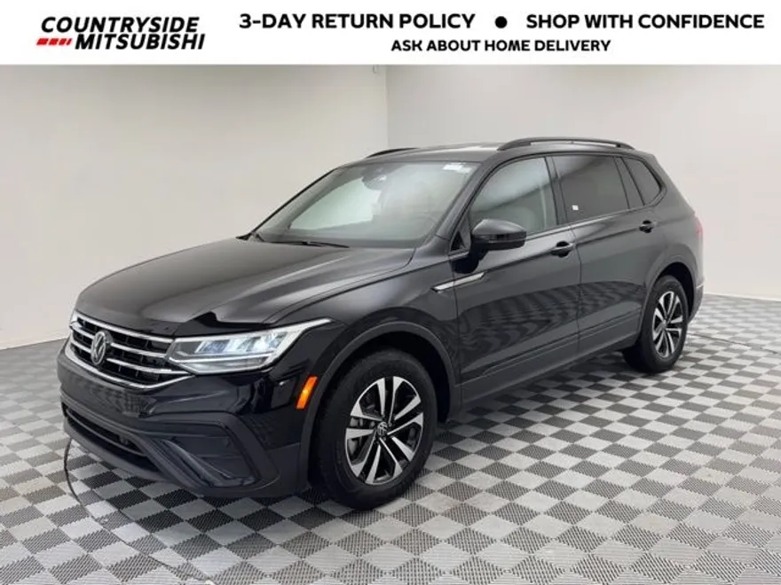 2024 Volkswagen Tiguan S photo 1