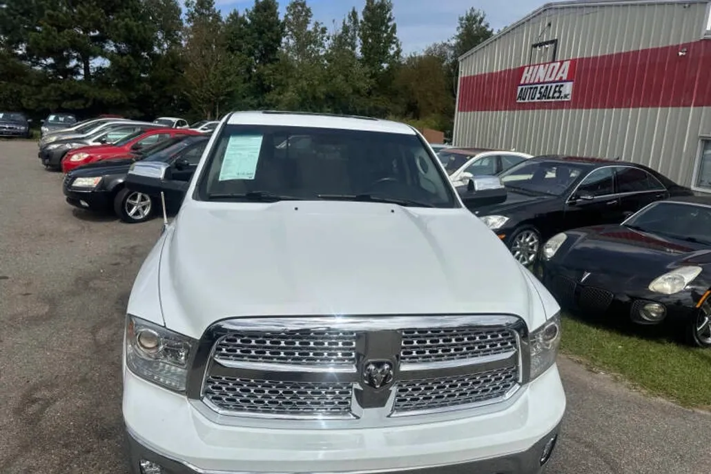 2013 Ram 1500 Laramie photo 1