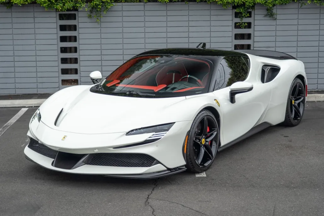 2022 Ferrari SF90 Stradale photo 1