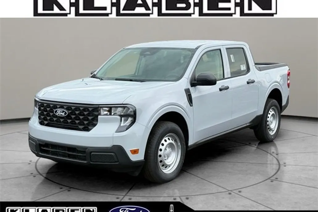 2025 Ford Maverick XL photo 1