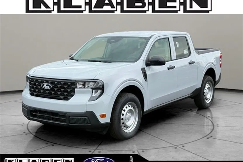 2025 Ford Maverick XL photo 1