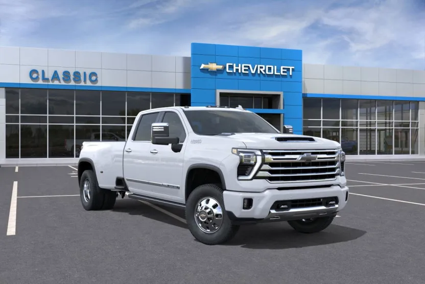 2026 Chevrolet Silverado 3500HD High Country photo 1