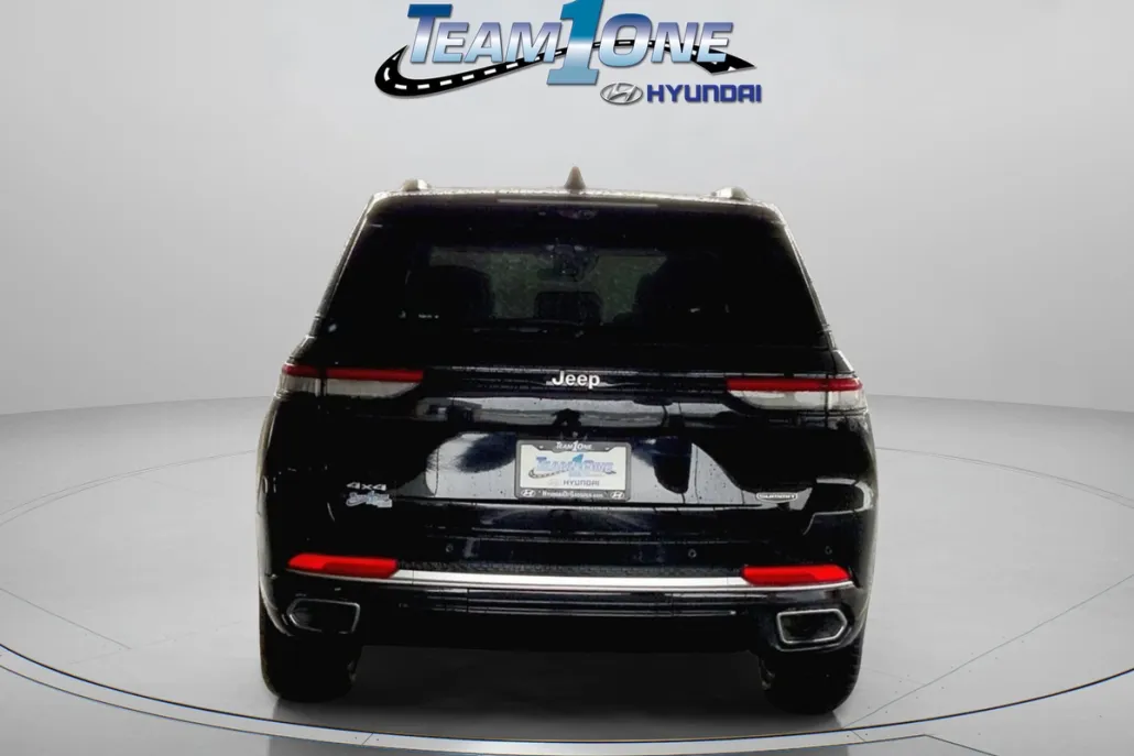 2022 Jeep Grand Cherokee Summit Reserve photo 1