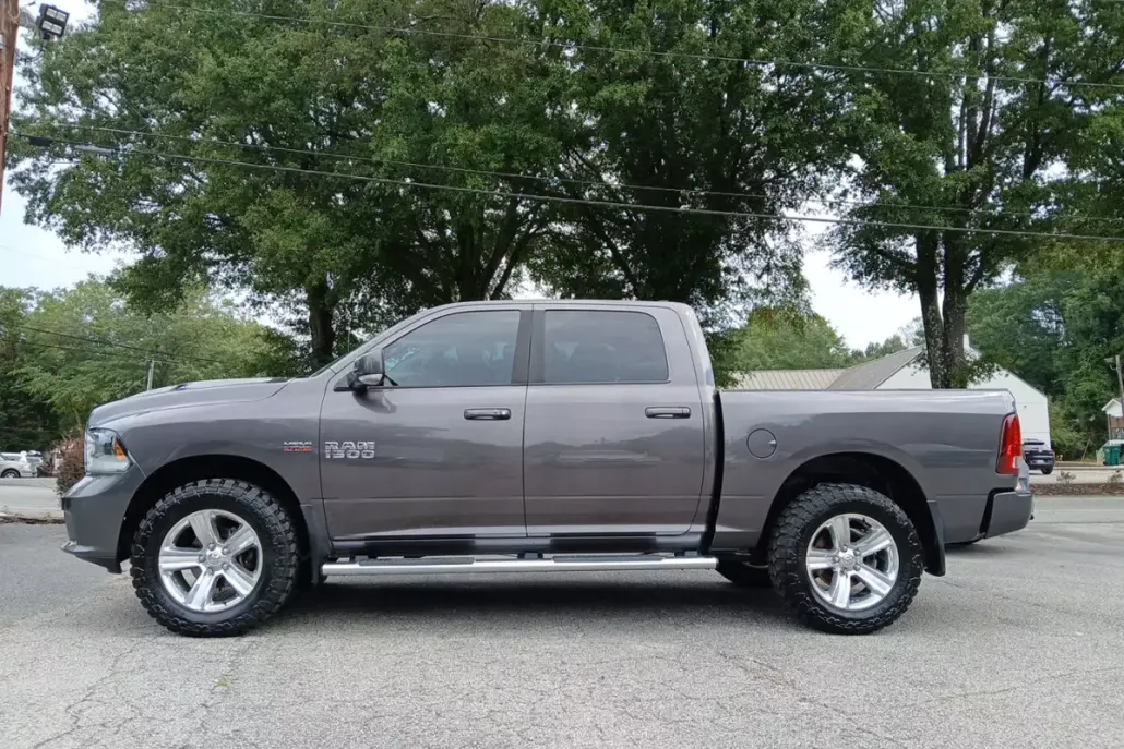 2015 Ram 1500 Sport photo 1