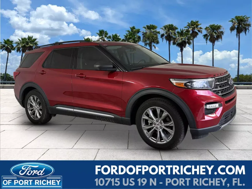 2022 Ford Explorer XLT photo 1