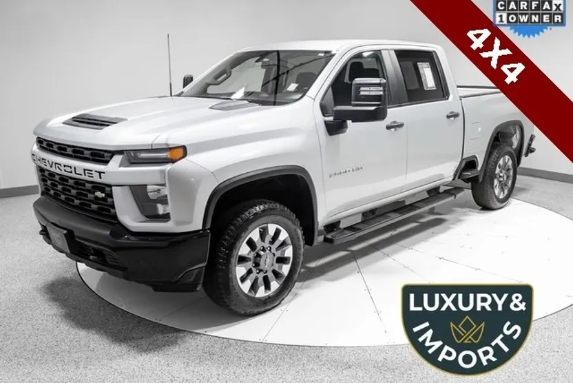 2023 Chevrolet Silverado 2500HD Custom photo 1