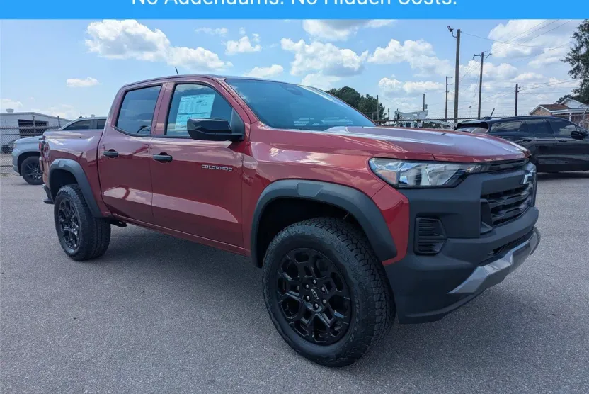 2026 Chevrolet Colorado Trail Boss photo 1