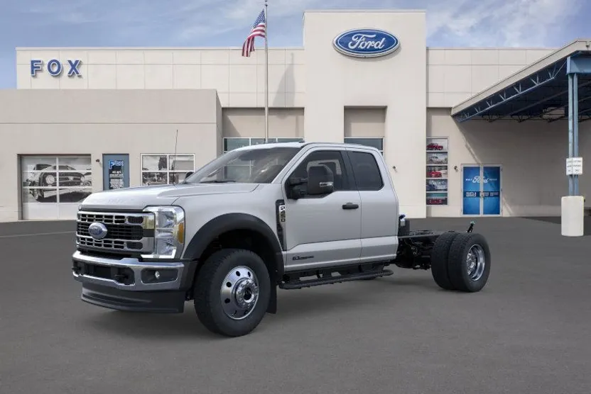 2026 Ford F-450 XLT photo 1