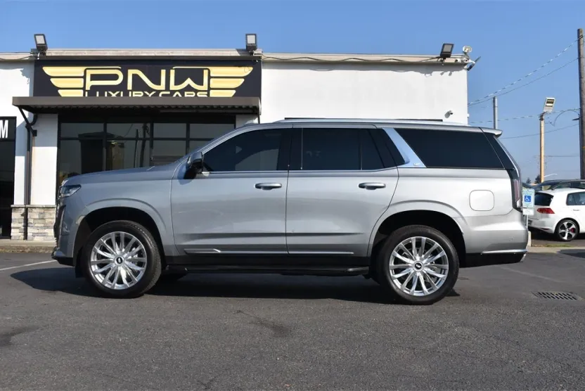 2024 Cadillac Escalade Premium Luxury photo 1
