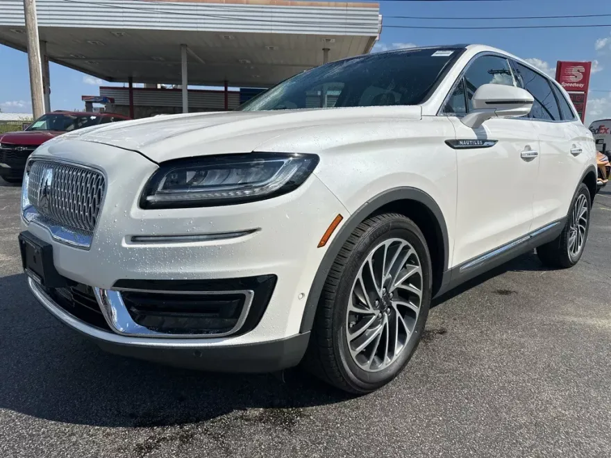 2019 Lincoln Nautilus Reserve photo 1