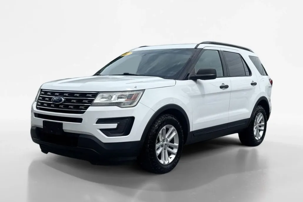 2017 Ford Explorer Base photo 1