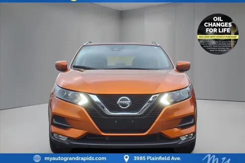 2022 Nissan Rogue Sport SV photo 1