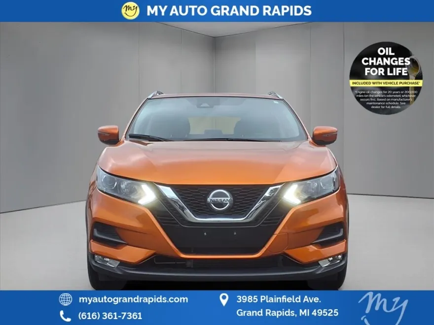 2022 Nissan Rogue Sport SV photo 1