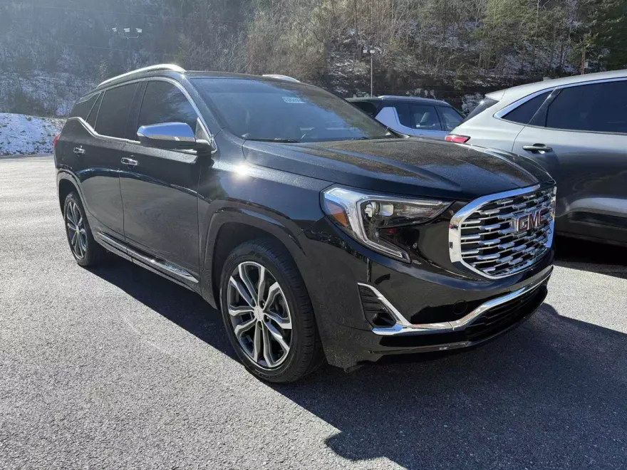 2020 Gmc Terrain Denali photo 1