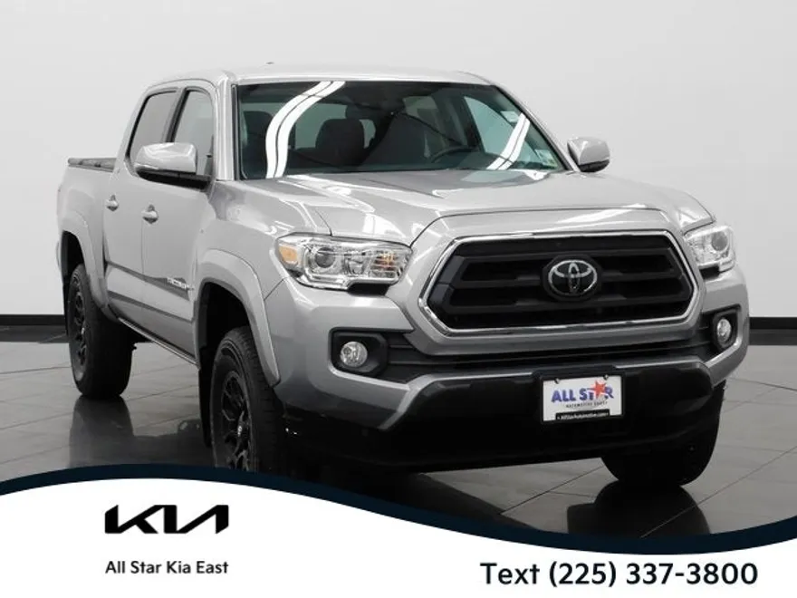 2021 Toyota Tacoma TRD Off-Road V6 photo 1