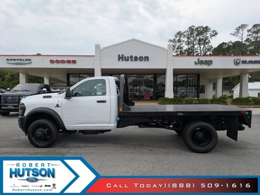 2025 Ram 5500 Tradesman photo 1