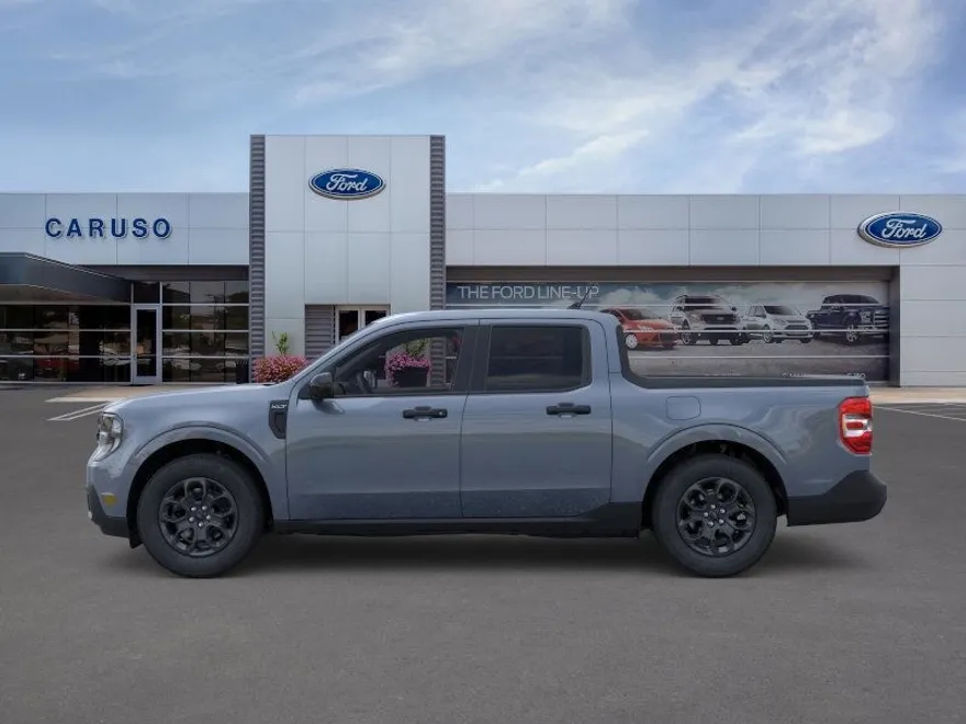 2025 Ford Maverick XLT photo 1