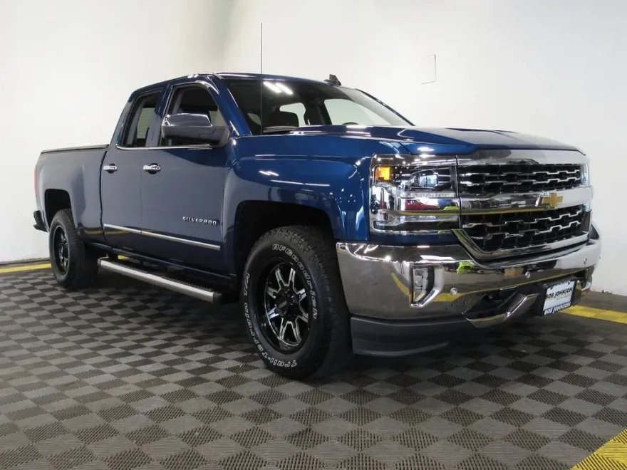 2018 Chevrolet Silverado 1500 LTZ photo 1