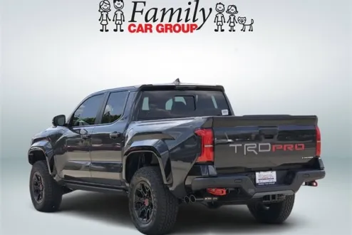 2025 Toyota Tacoma TRD Pro photo 3