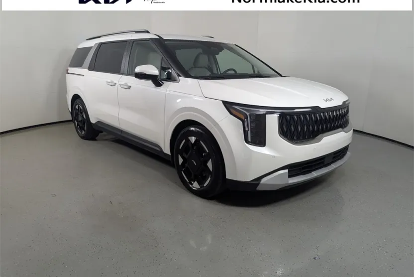 2025 Kia Carnival EX photo 1