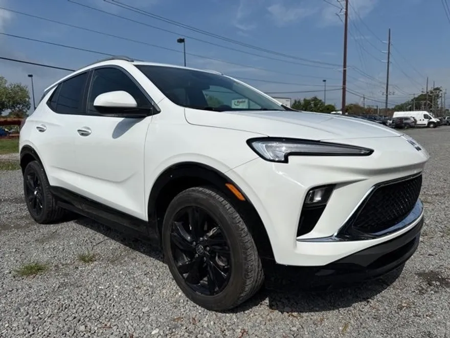 2024 Buick Encore GX Sport Touring photo 1