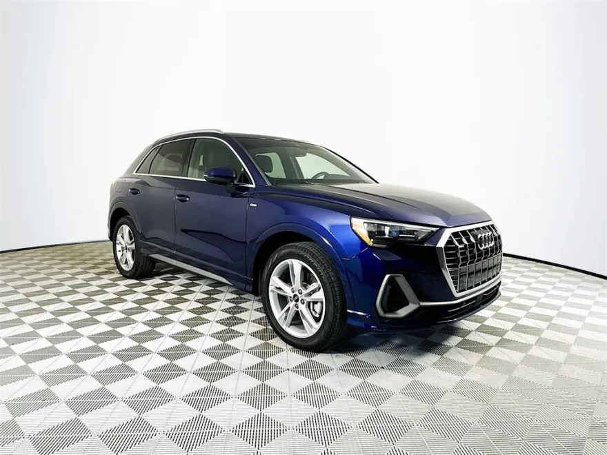 2021 Audi Q3 Premium S line photo 1