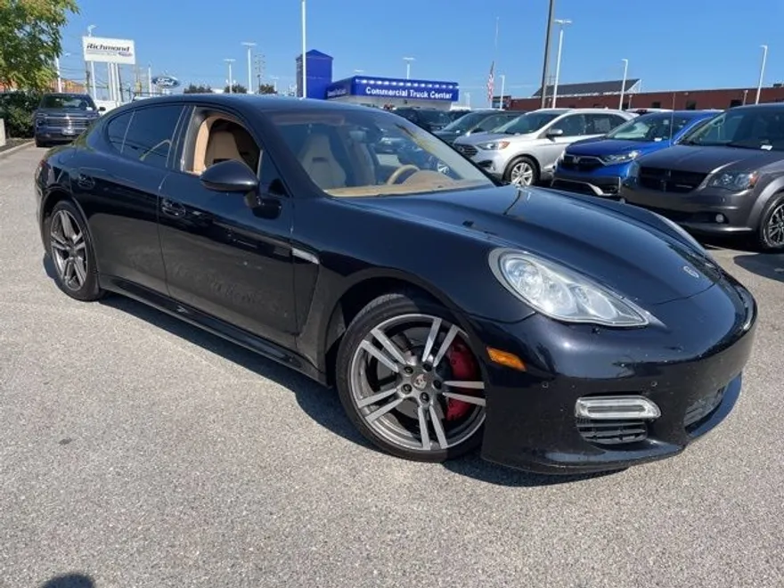 2012 Porsche Panamera Turbo photo 1