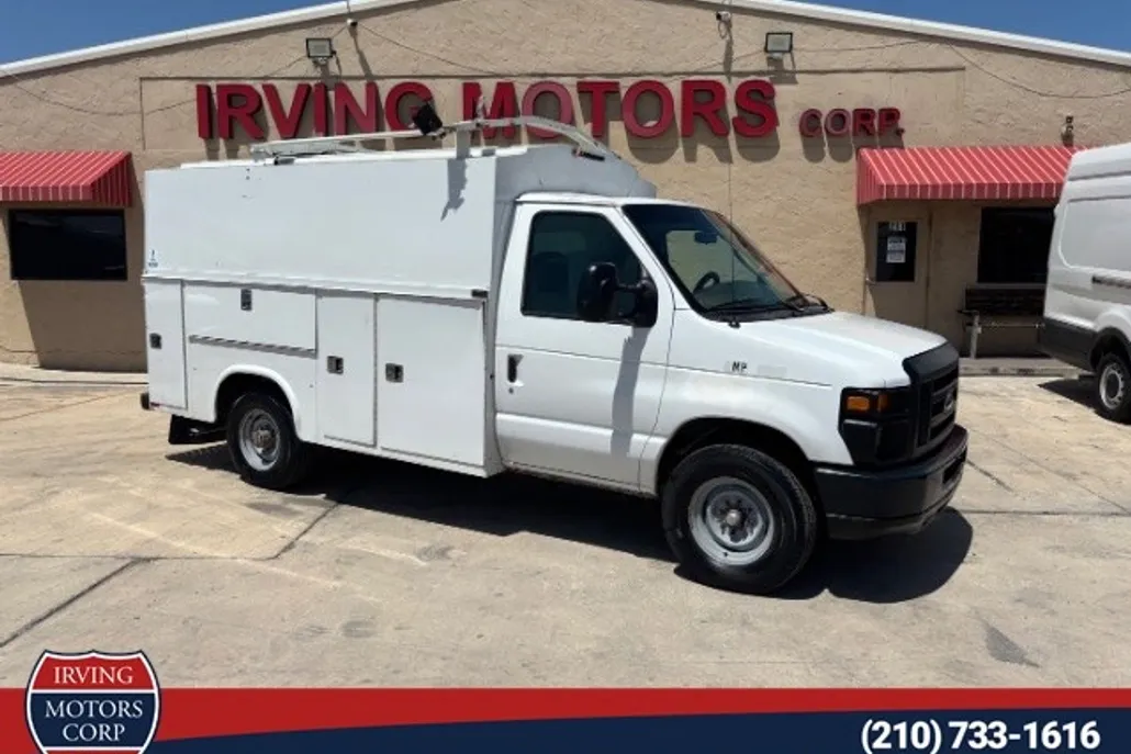 2008 Ford E-350 photo 1