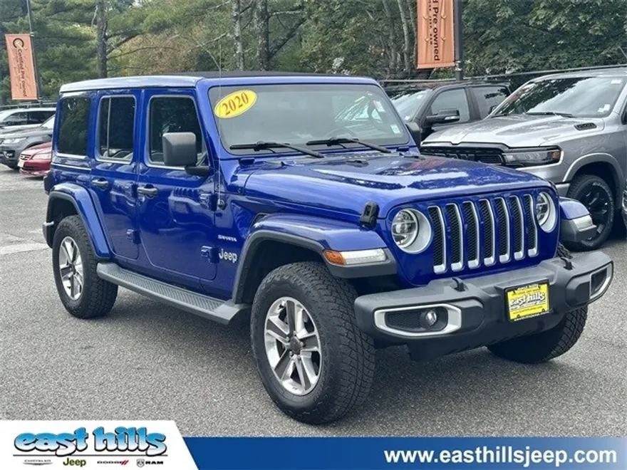 2020 Jeep Wrangler Unlimited Sahara photo 1