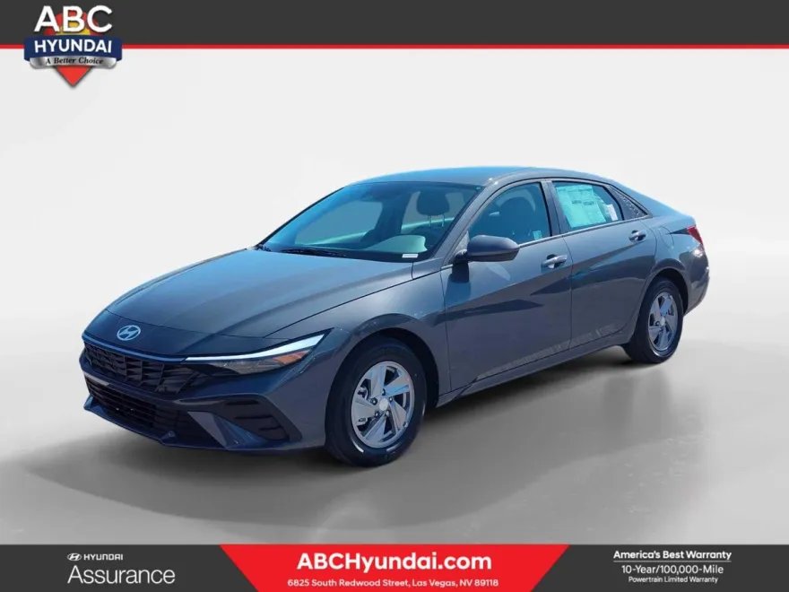 2025 Hyundai Elantra SE photo 1