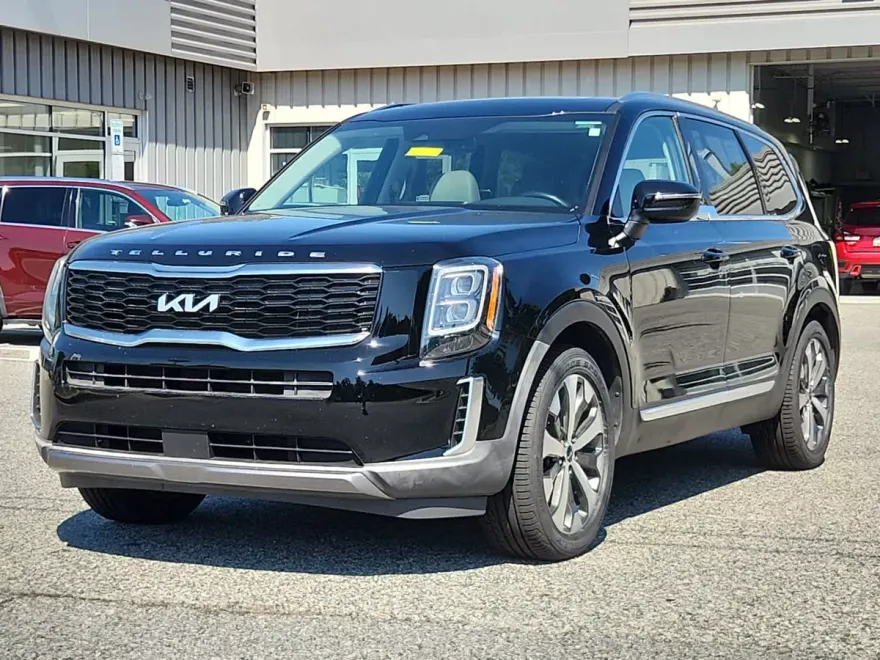 2022 Kia Telluride EX photo 1