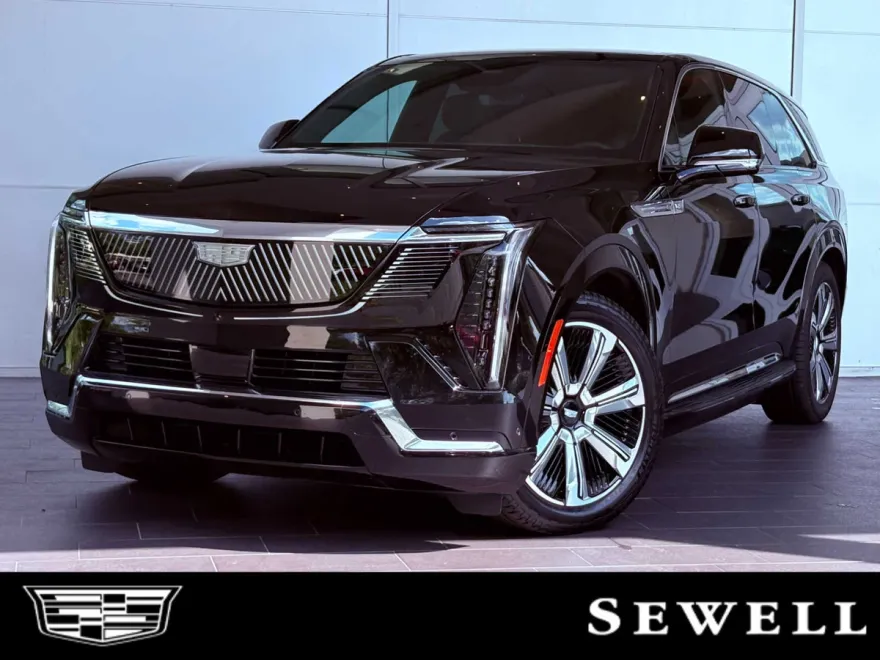 2025 Cadillac Escalade IQ Luxury photo 1